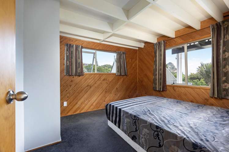 51 Seaview Road Piha_19