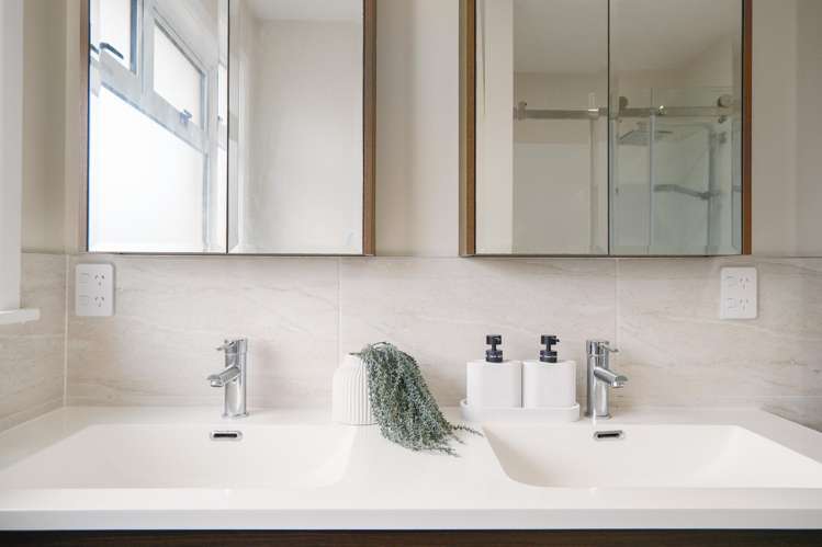 21 Kerswell Terrace Tihiotonga_13