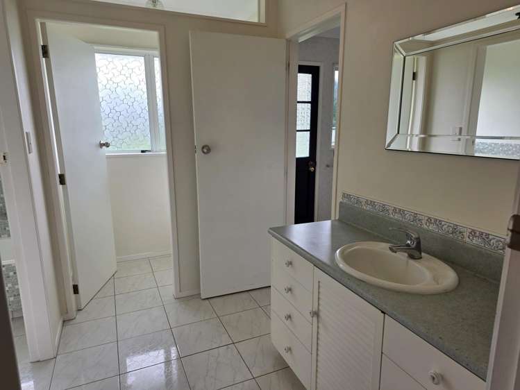 244 Beach Road Katikati_19