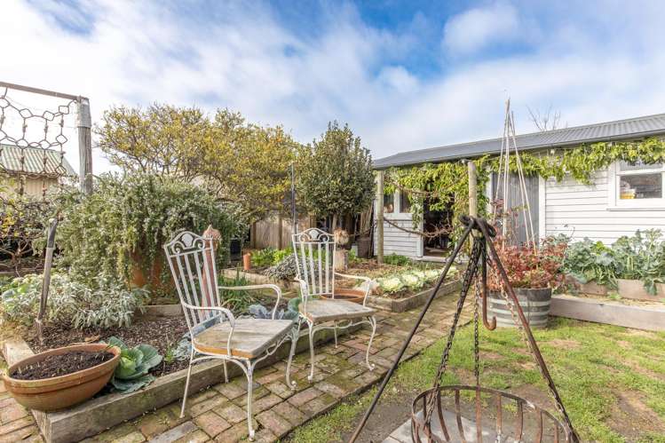43 Gordon Street Dannevirke_14