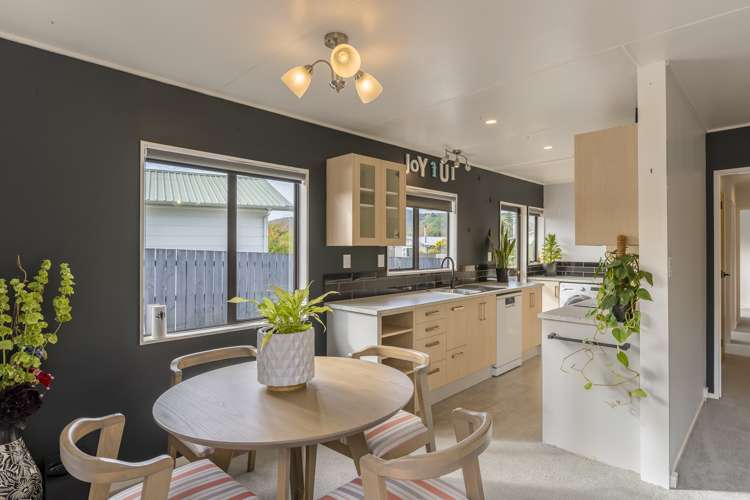 19 Spackman Crescent Paraparaumu_2