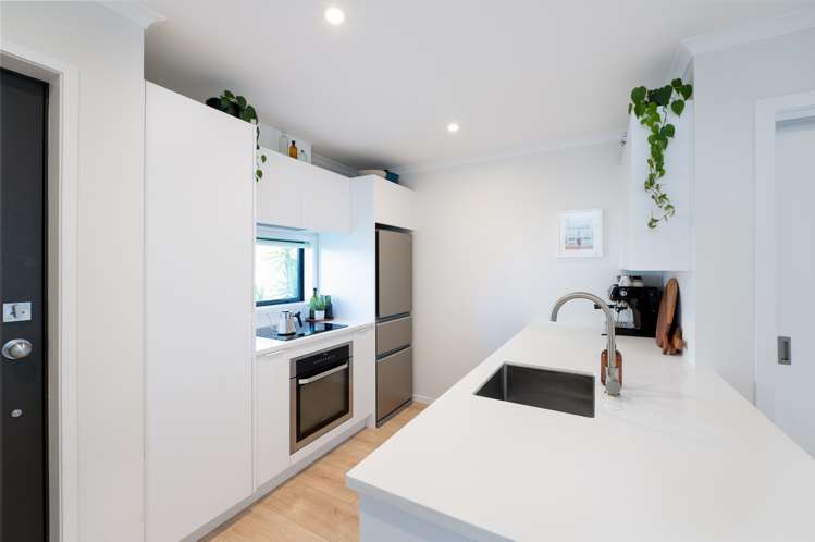 12 Mata Lane Stanmore Bay_25