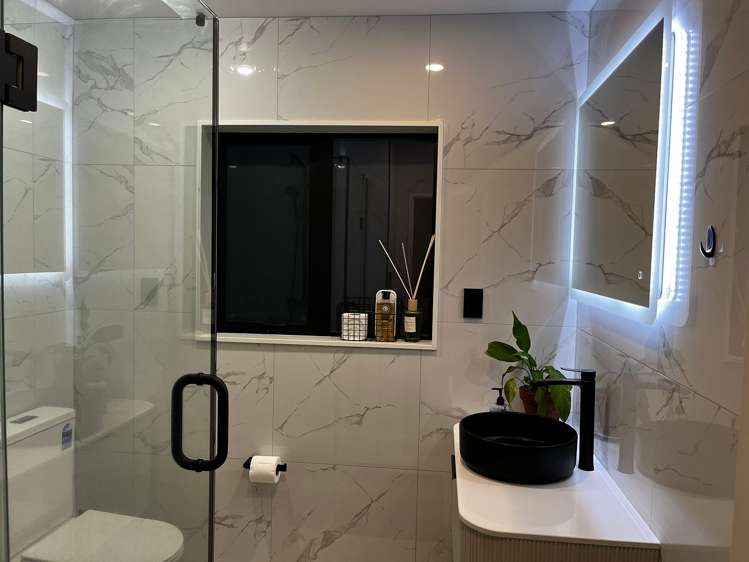 701 Massey Road Mangere_17