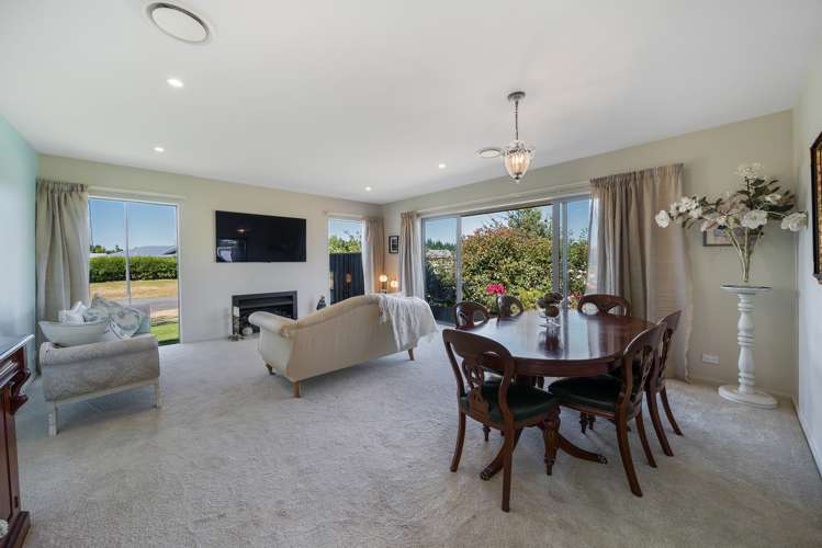 19 Rossington Drive West Melton_11