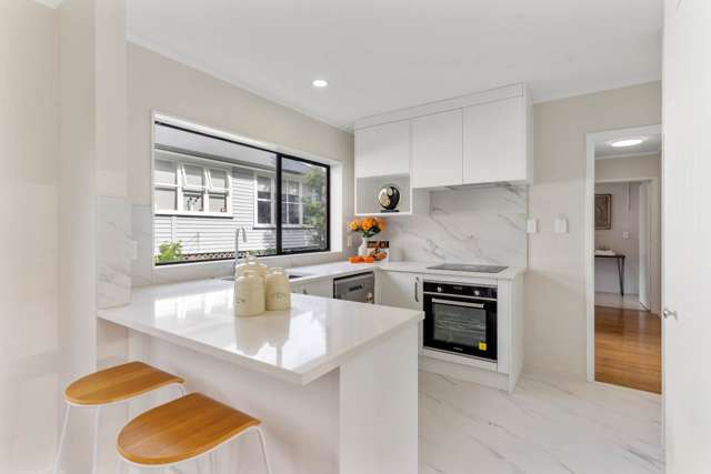 2/3 Brian Avenue Forrest Hill_3