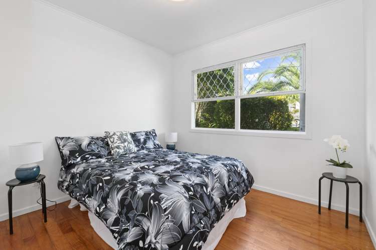 34 Blease Street New Lynn_8