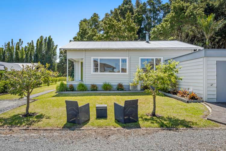 34 Awanui Crescent Matakana_16
