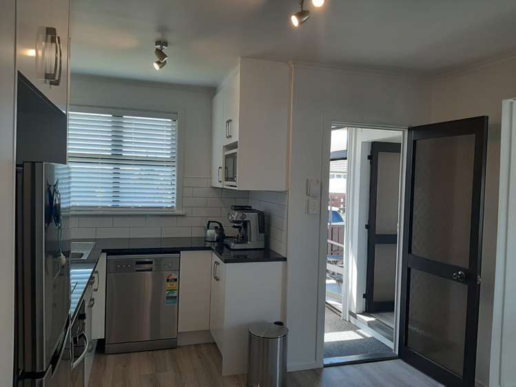 1 Alan Avenue 11401_6