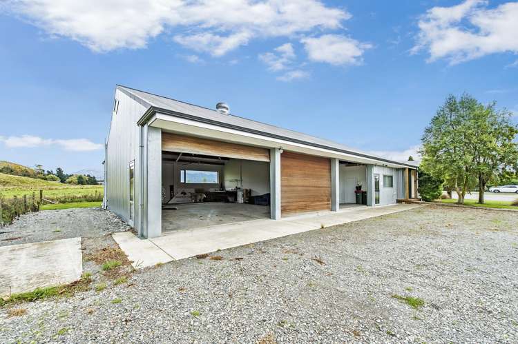 5695 West Coast Road Springfield_22