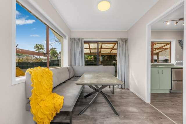 1/9 Tina Place Sunnyhills_3