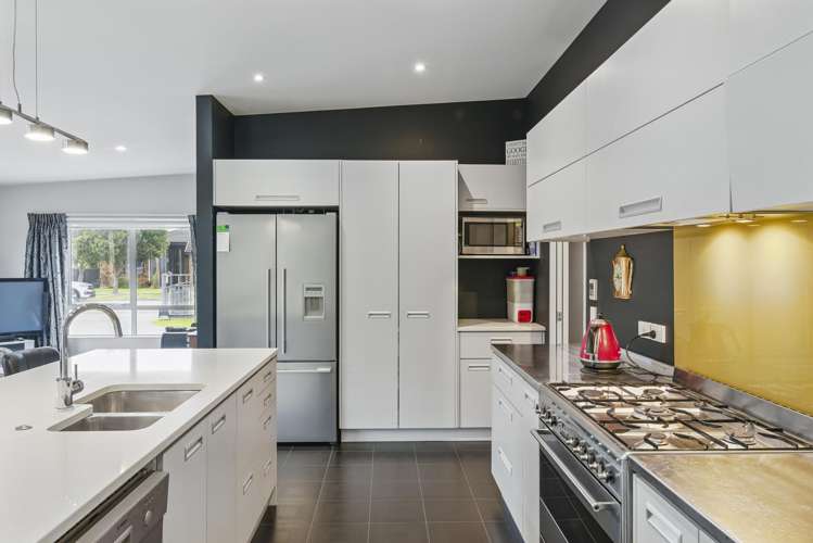 48 Kotuku Drive Paraparaumu Beach_16