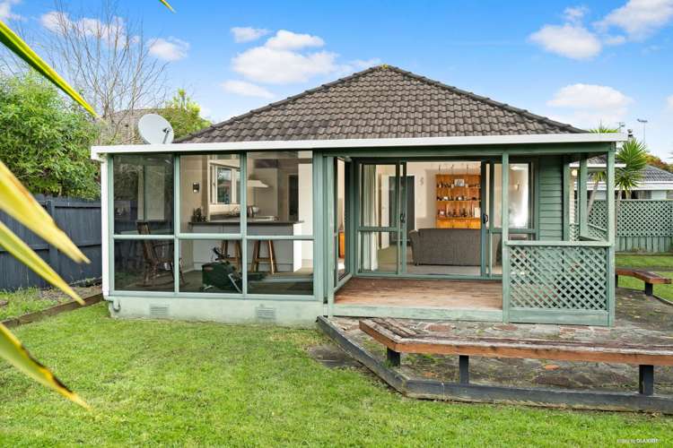 2/94 Howe Street Howick_7