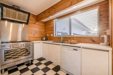 178 Valley Road_4