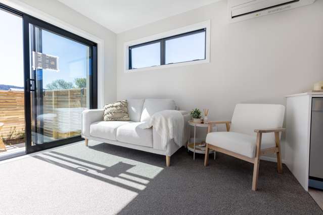 6-8 Reading Street Wainuiomata_4