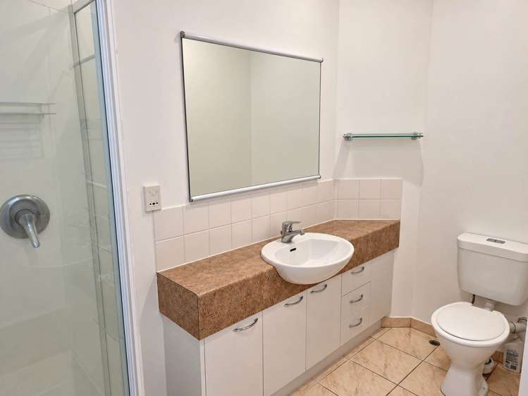 6B/18 Wakefield Street City Centre_6