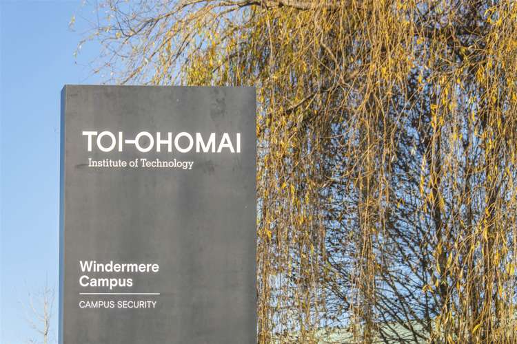 112 Windermere Drive Poike_19