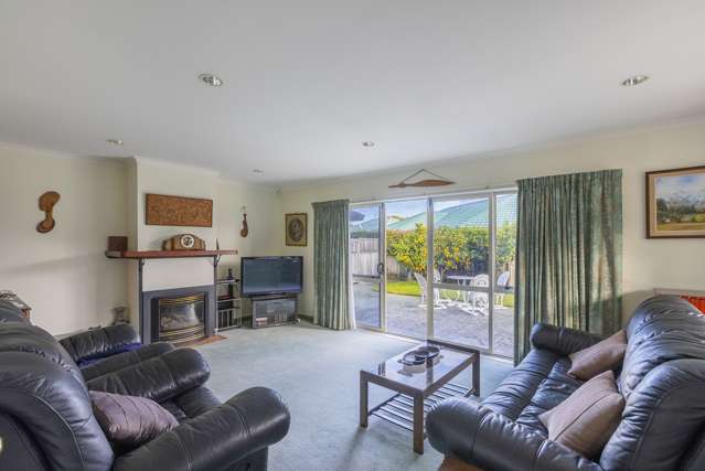 66 Guildford Drive Paraparaumu_1