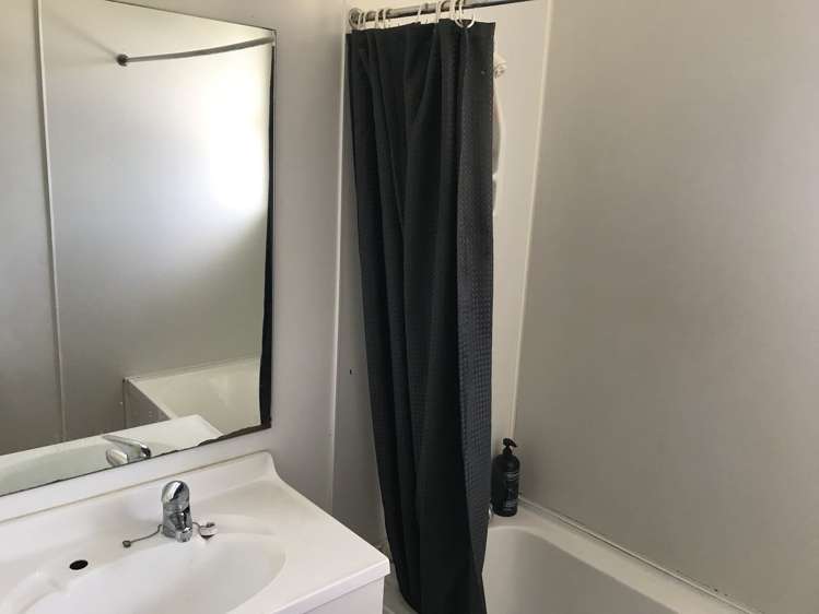 4 Hereford Street Te Atatu Peninsula_5