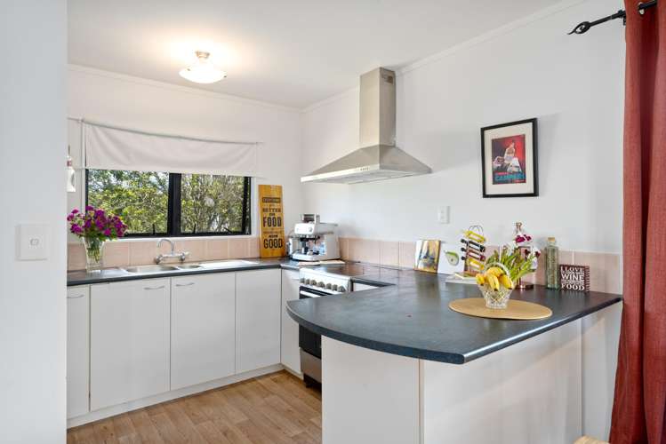 3 Loughanure Place Massey_12