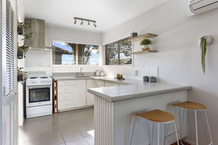 72b Mirrabooka Avenue Botany Downs_5