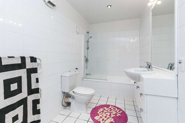 30 Lawson Place Mount Victoria_16