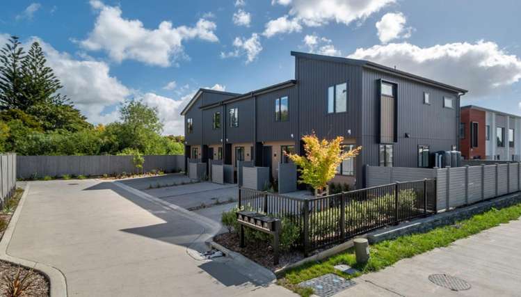 55 NGAKORO ROAD "PARK GREEN" Papakura_7