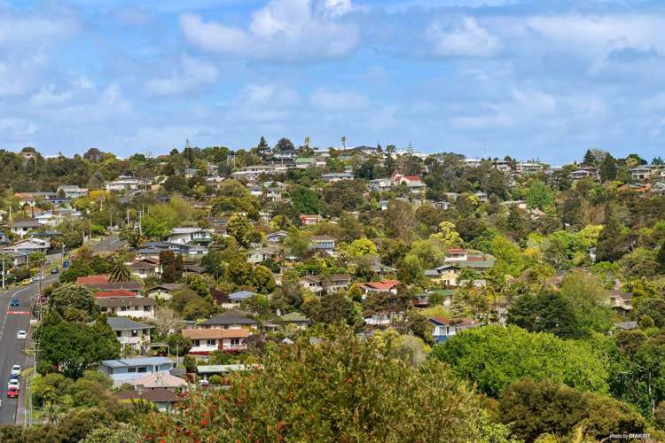 2/13 Witheford Drive Bayview_10