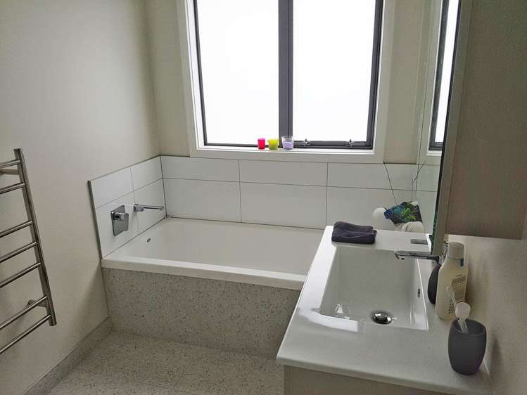 11 Henrietta Maxwell Grove Wainuiomata_15