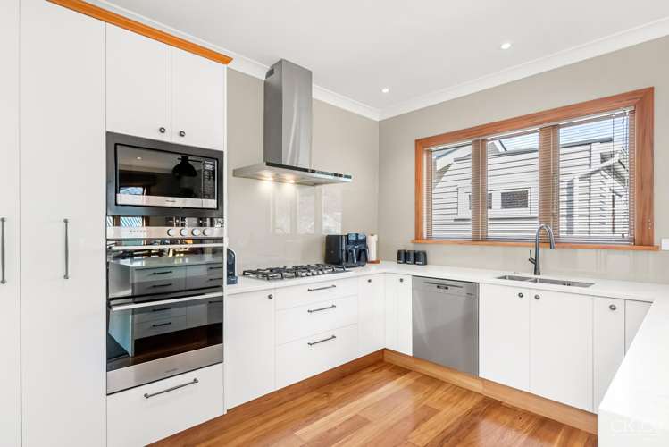 10 Tui Street Alicetown_7