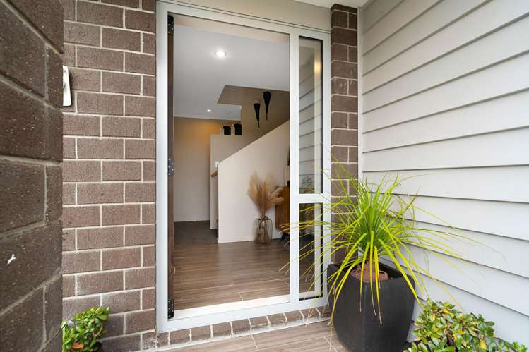 28B Kirrie Avenue Te Atatu South_23