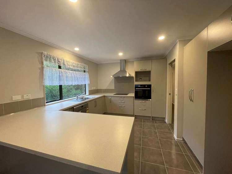 54 Dundale Avenue Blockhouse Bay_9