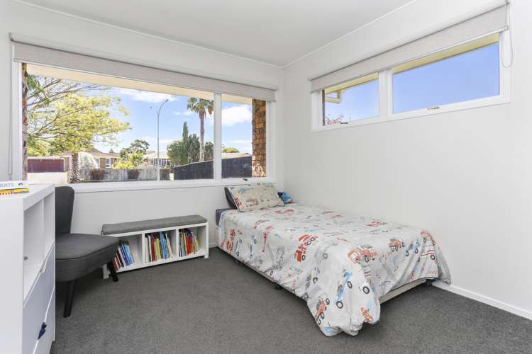 39 Meadway Sunnyhills_8