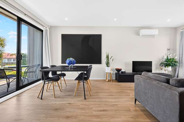 2/15 Tasman Avenue Mount Albert_4