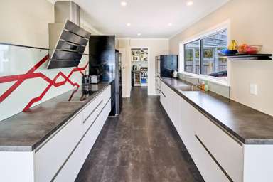 6 Mayfair Place_4