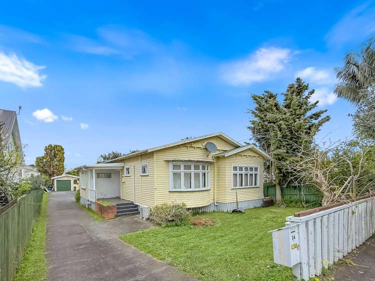 24 Fairleigh Avenue Mount Albert_7