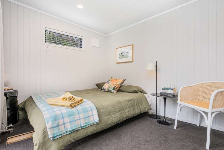 5b Corolu Place Conifer Grove_17