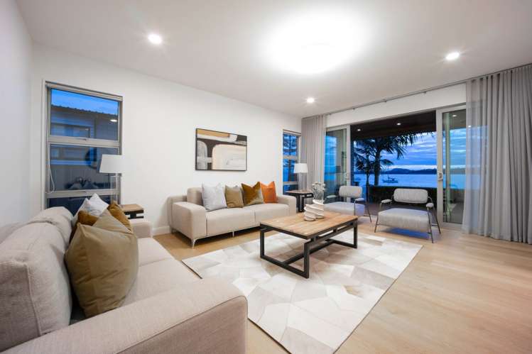 9 The Parade Bucklands Beach_43