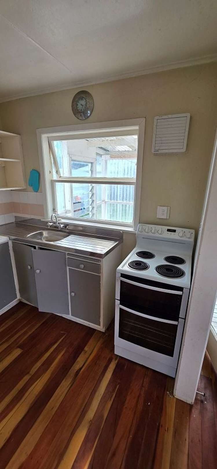28 Elizabeth Street Levin_9