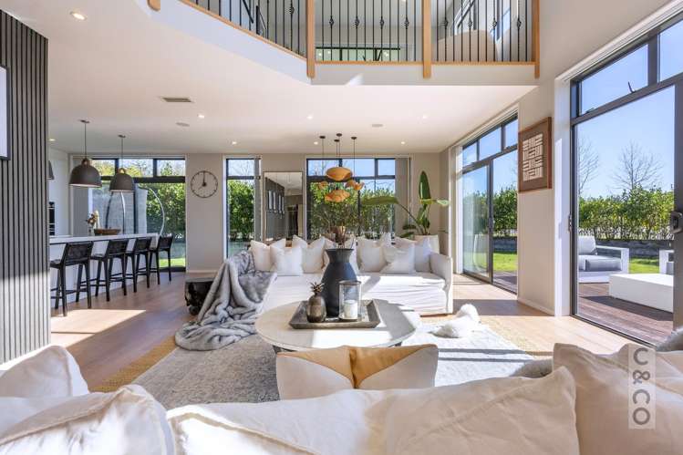 2 Pitoitoi Drive Riverhead_13