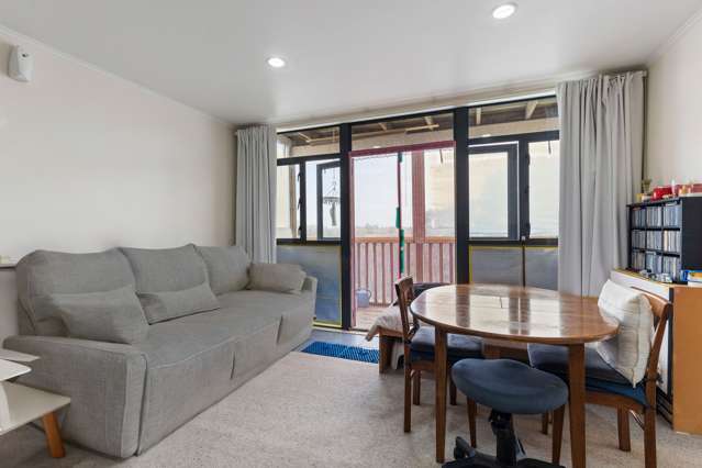 3/61a Birkdale Road Birkdale_1