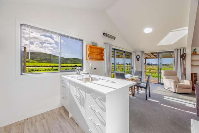 14 Beach Road Porangahau_4