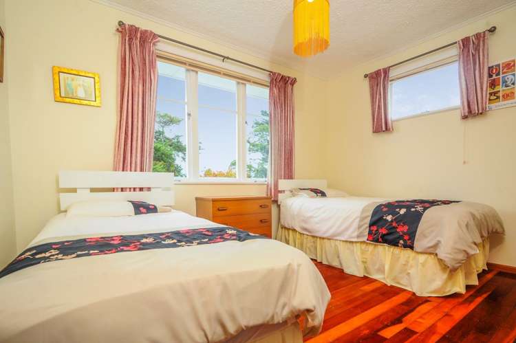 16 Clinton Avenue Te Atatu Peninsula_13