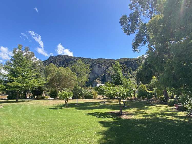 6 Ewing Place Albert Town_13