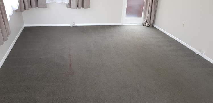 2/11 Leicester Street Stoke_4