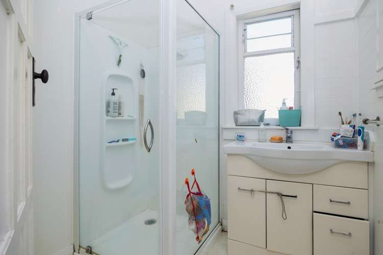 1048 New North Road Mount Albert_9