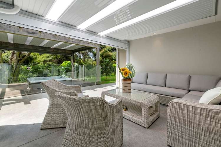 105 Whangaparaoa Road Red Beach_10