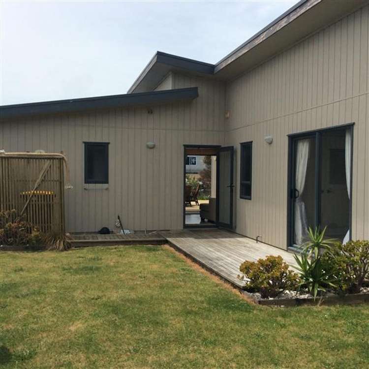 138 The Fairway Matarangi_10