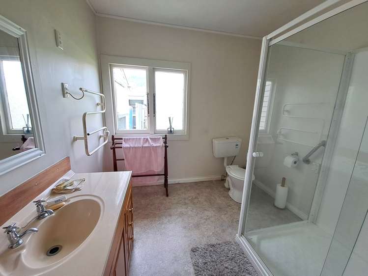 92 Gladstone Street Seddonville_5