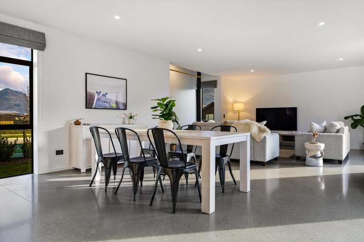 69 Howden Drive Jacks Point_13