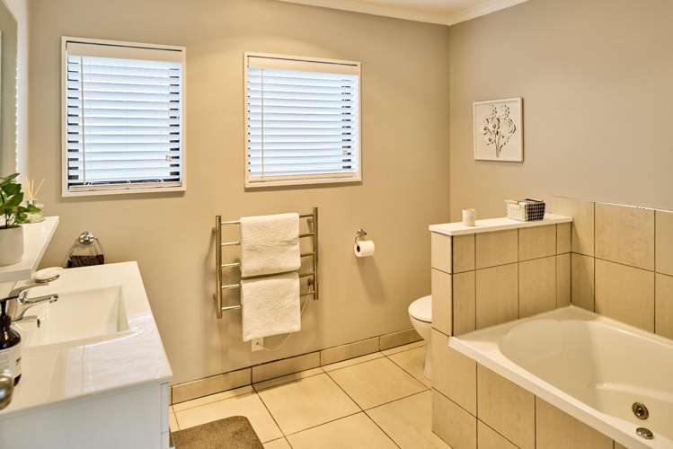 19 Cambrian Street Churton Park_18